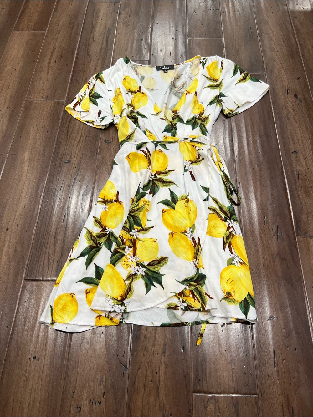 Lulus Women’s Lemon Print Wrap Dress